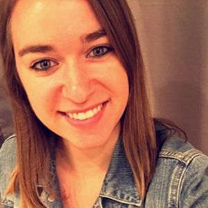 Meet your Posher, Emmy